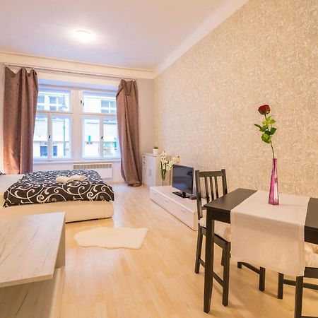 Chest Design Apartments Praga Exterior foto