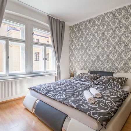 Chest Design Apartments Praga Exterior foto