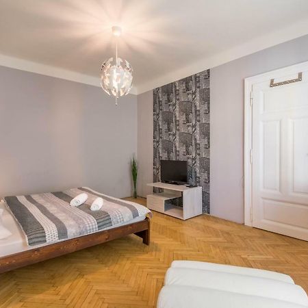 Chest Design Apartments Praga Exterior foto