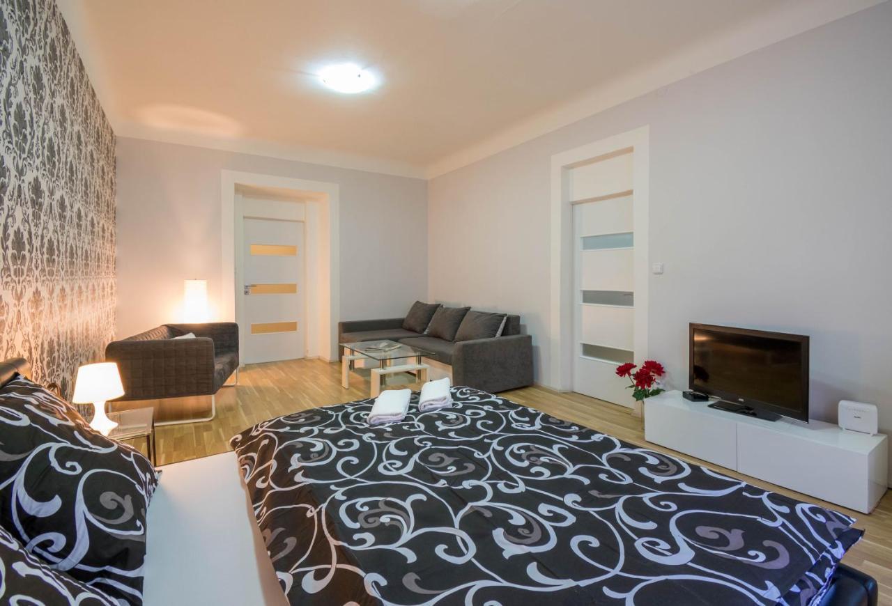 Chest Design Apartments Praga Exterior foto