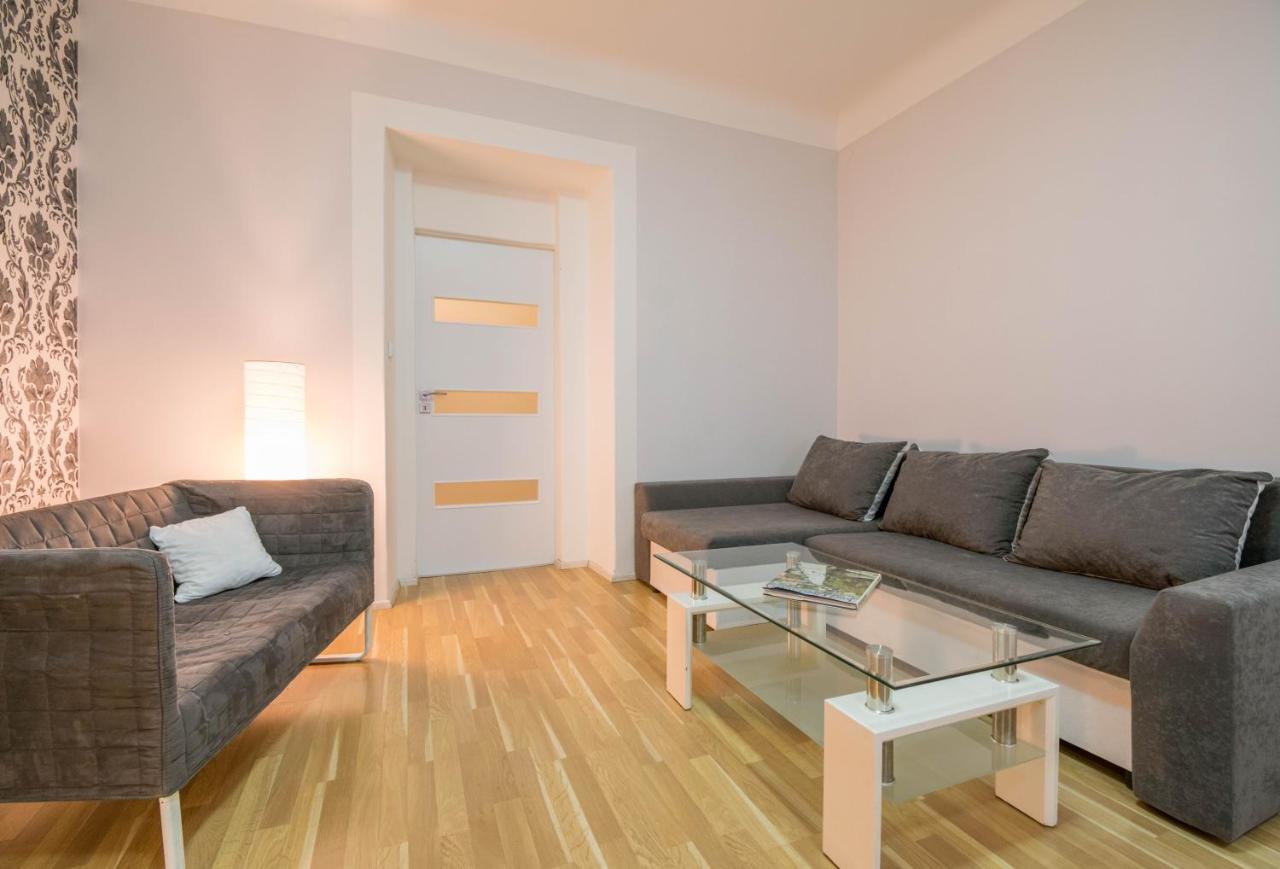 Chest Design Apartments Praga Exterior foto