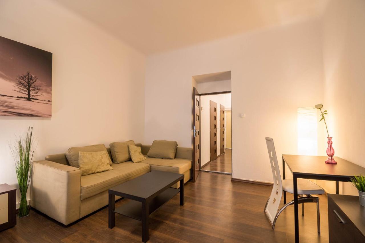 Chest Design Apartments Praga Exterior foto
