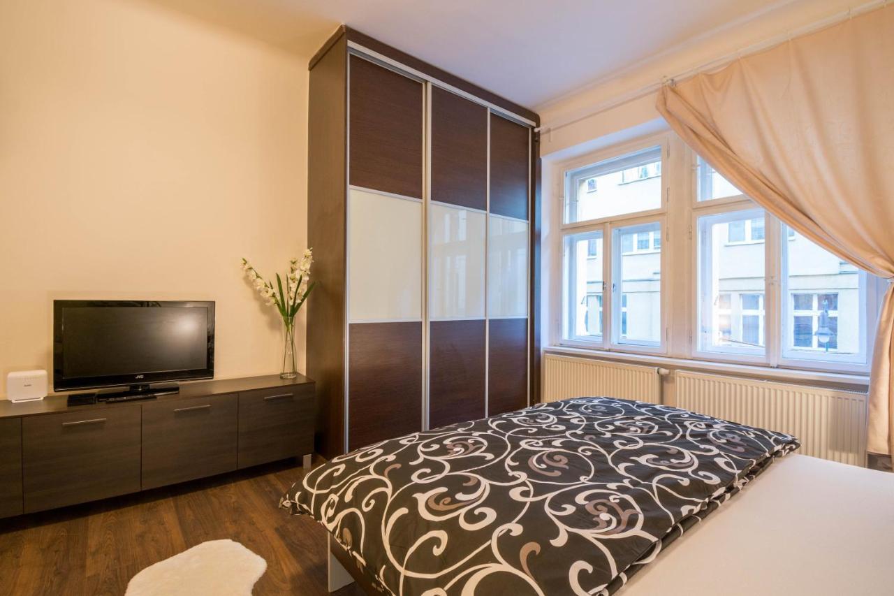 Chest Design Apartments Praga Exterior foto
