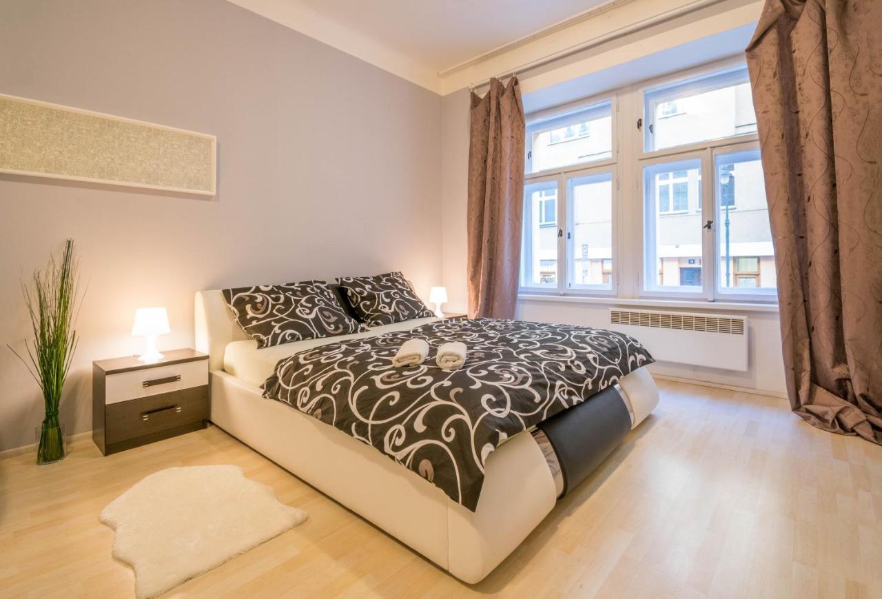 Chest Design Apartments Praga Exterior foto