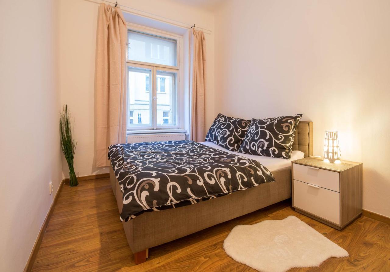 Chest Design Apartments Praga Exterior foto