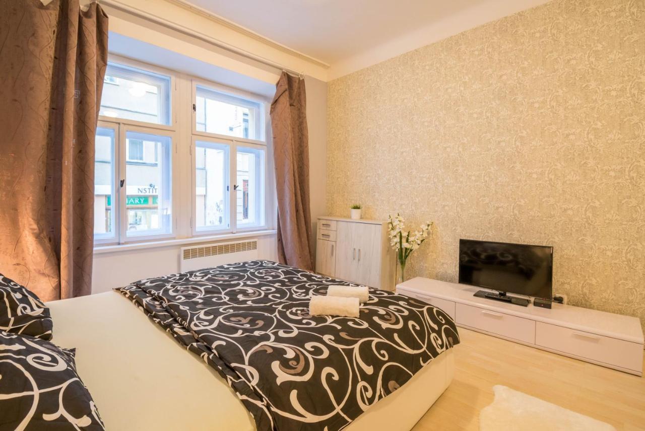 Chest Design Apartments Praga Exterior foto