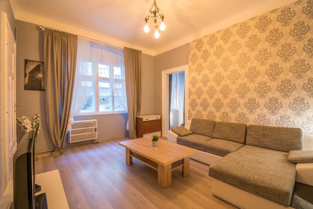 Chest Design Apartments Praga Exterior foto